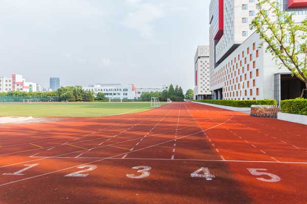 承德石油高等專科學校學費多少
