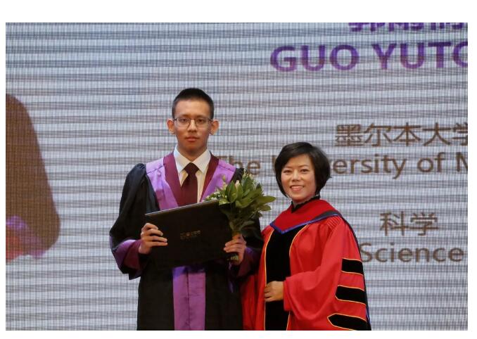 ۵χHW(xu)УW(xu)