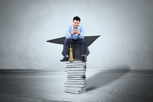 2025年中南財經政法大學在職研究生招生條件
