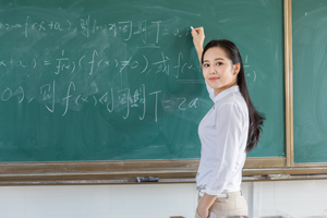 北京海淀區尚麗外國語學校高中部寄宿嗎？條件如何？