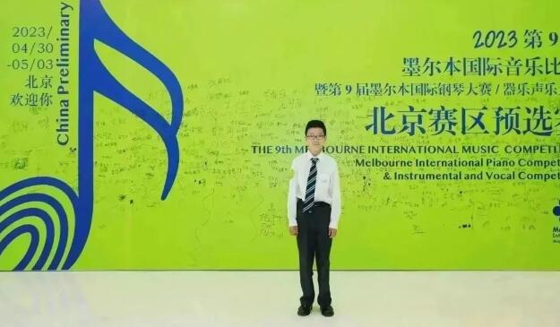 x^(q)Z°_(d)W(xu)УW(xu).jpg