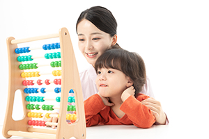 2024-2025學年北京新府學外國語學校(國內班)一年學費多少錢？可以按學期繳納嗎？