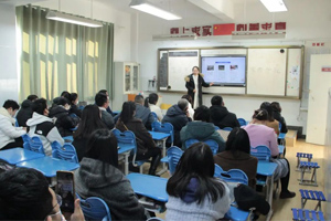 北京市豐臺區(qū)新北賦學(xué)校小學(xué)部開展家長開放日活動——以愛相約，共育花開