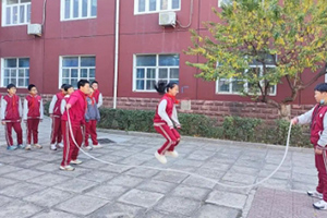 北京市豐臺區新北賦學校小學課間15分鐘活動分享：多彩課間、趣味無限！
