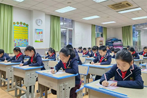 三河市燕橋?qū)W校小學(xué)開展英語書寫比賽活動(dòng)！