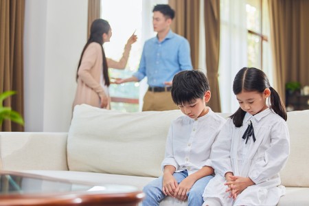 2025年北京新府學(xué)外國(guó)語學(xué)校小語種高考班學(xué)費(fèi)標(biāo)準(zhǔn)盤點(diǎn)，附班級(jí)介紹！