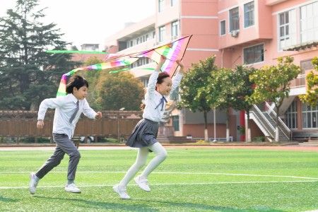 北京市朝陽區(qū)新亞學(xué)校靠譜嗎？收費(fèi)貴嗎？
