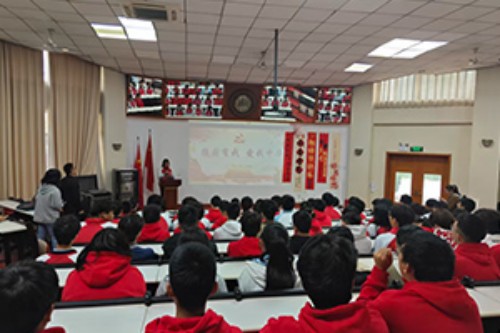 北京市君誼中學開展愛國主題教育月活動：強國有我，吾輩當自強！