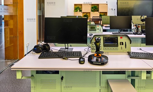 北京市新英才學(xué)校課程