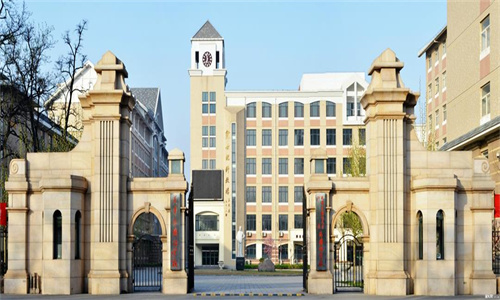 天津外國語大學附屬外國語學校國際部